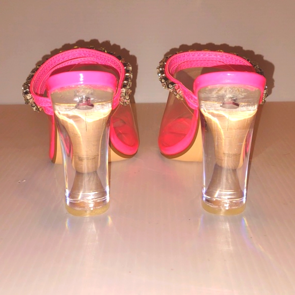 LEMON DROP by PRIVILEGED Lazio in Neon Pink - Picture 9 of 16